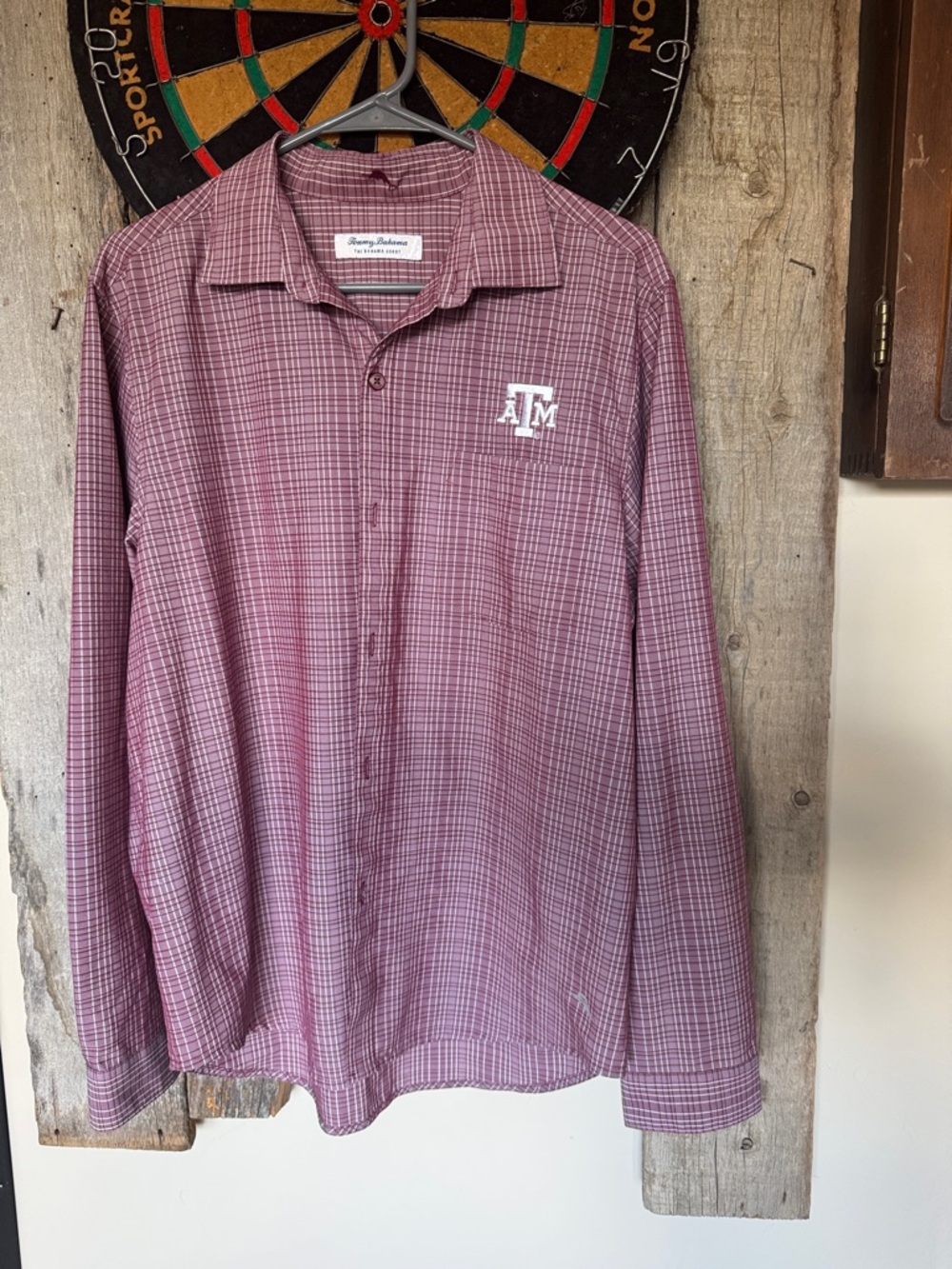 TOMMY BAHAMA TEXAS A&M MENS MAROON BAHAMA COAST TIDAL CHECK LONG SLEEVE
